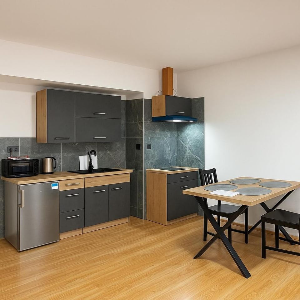 Coffee/tea facilities, Kitchen or kitchenette, Dining area, pet friendly, stove