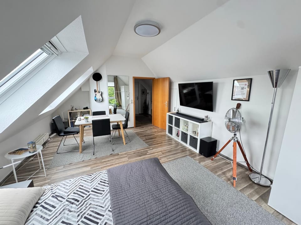 Living room, Bedroom