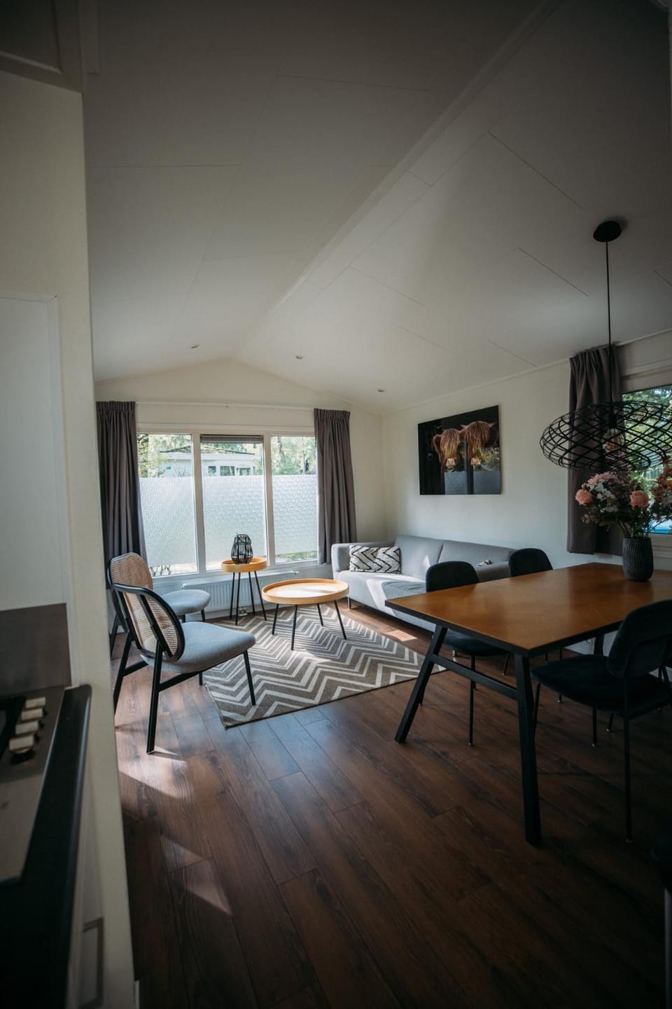 Living room, Dining area