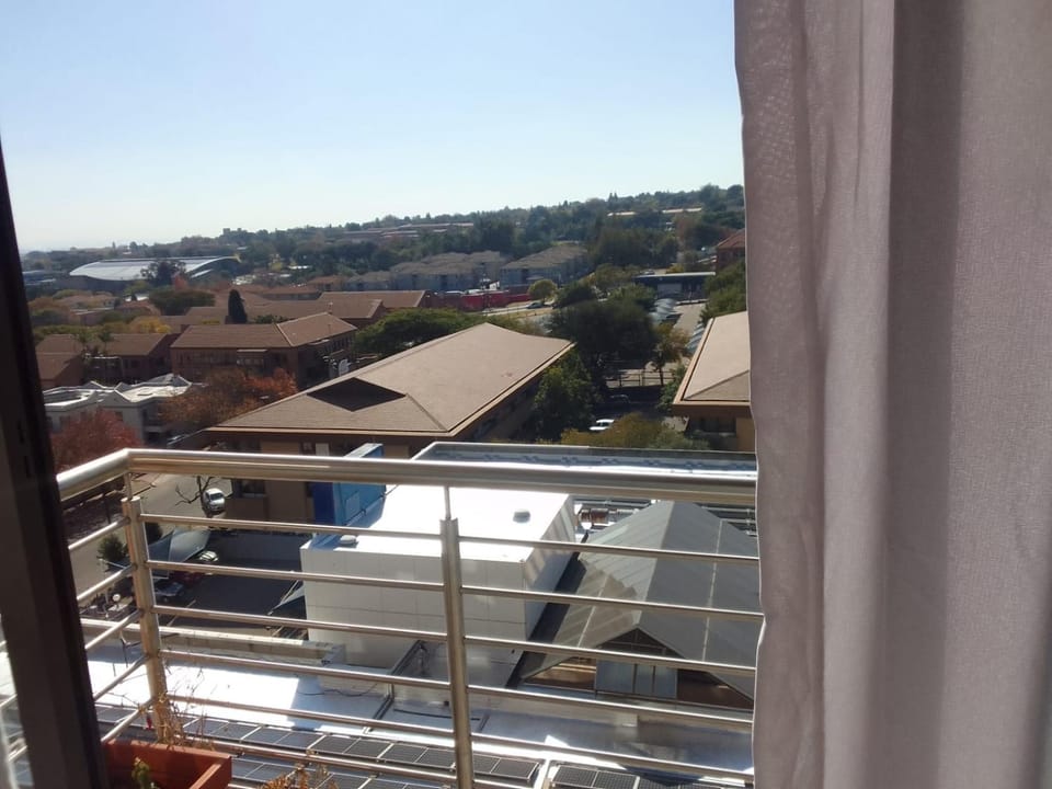 Lovely room with a view Vacation rental in Sandton