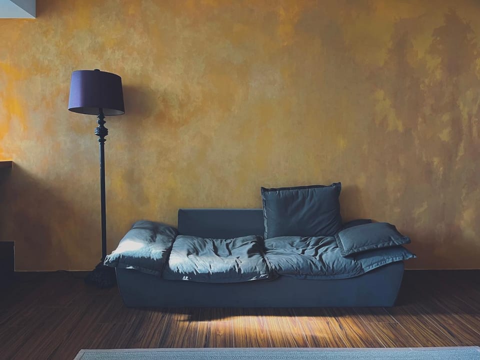 Living room, Seating area