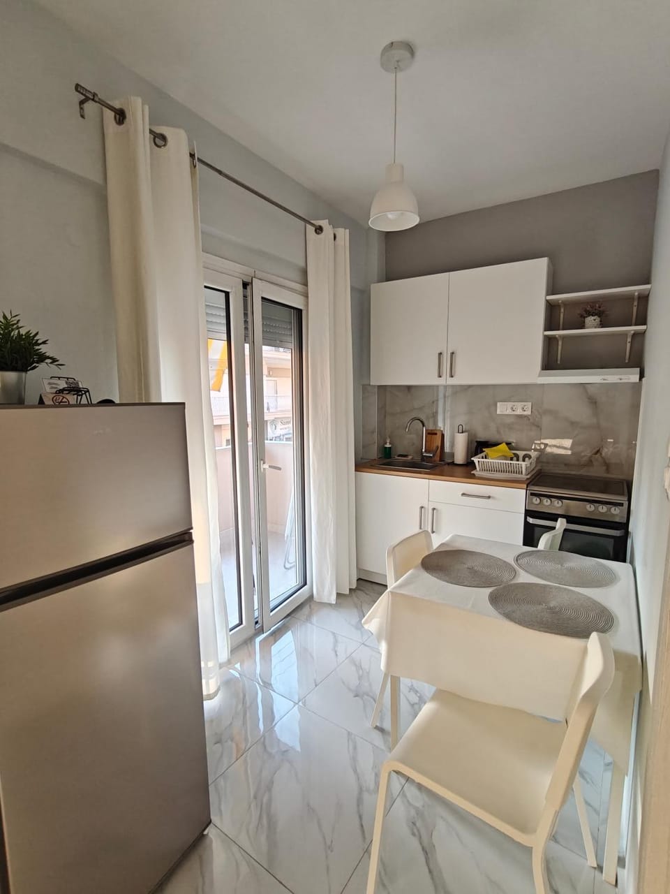 Dining area, oven, stove, stove, kitchen, kitchen