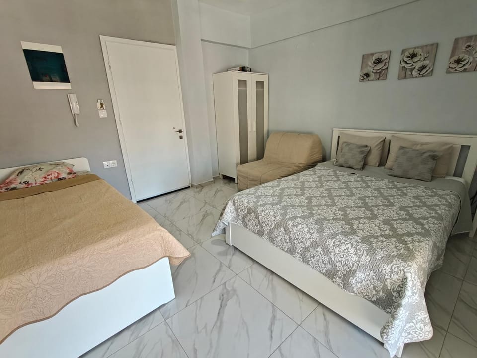 Bed, Bedroom, wardrobe, air conditioner, air conditioner