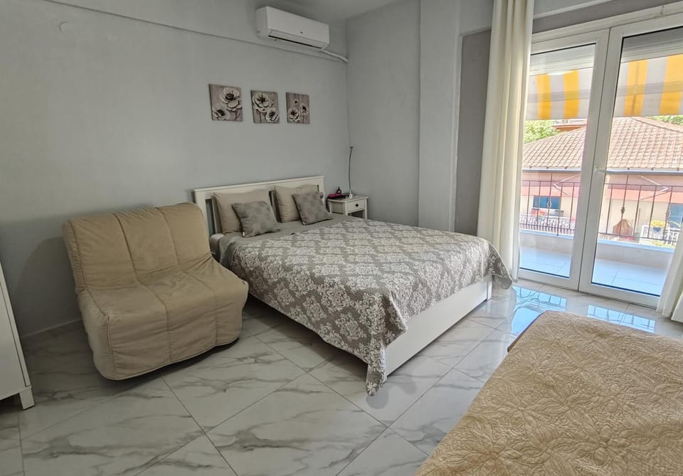 Bed, Bedroom, air conditioner, air conditioner