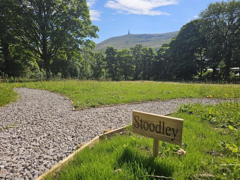 Stoodley View Shepherd Huts House in Calderdale