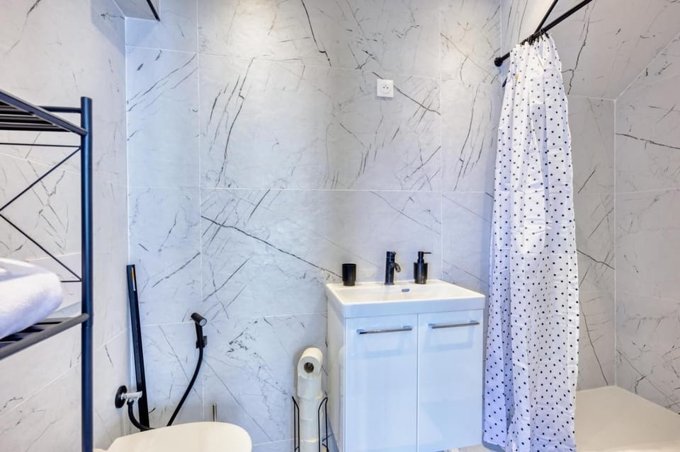 Studio 2 Apartment in Île-de-France