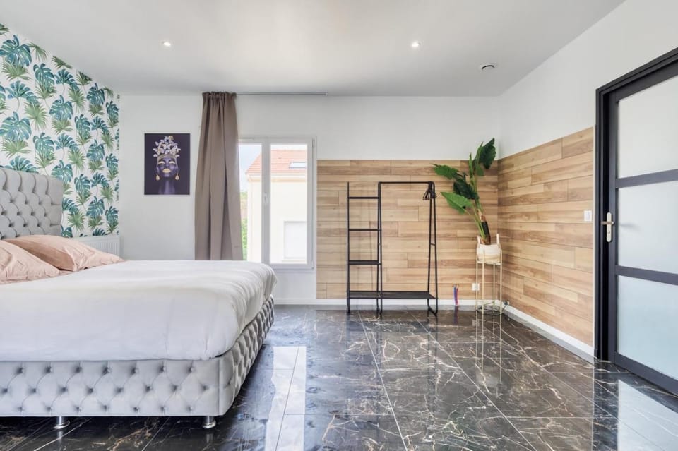 Studio 2 Apartment in Île-de-France