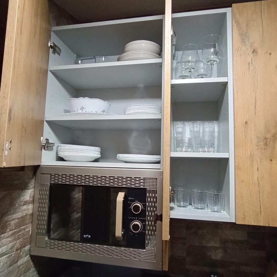 Solana de Luche, casa independiente tipo loft con terraza en Puerta del Ángel Apartment in Madrid