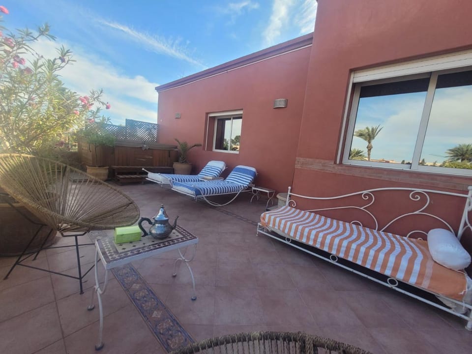 Patio, Day, Natural landscape, View (from property/room), Balcony/Terrace, Seating area, sunbed