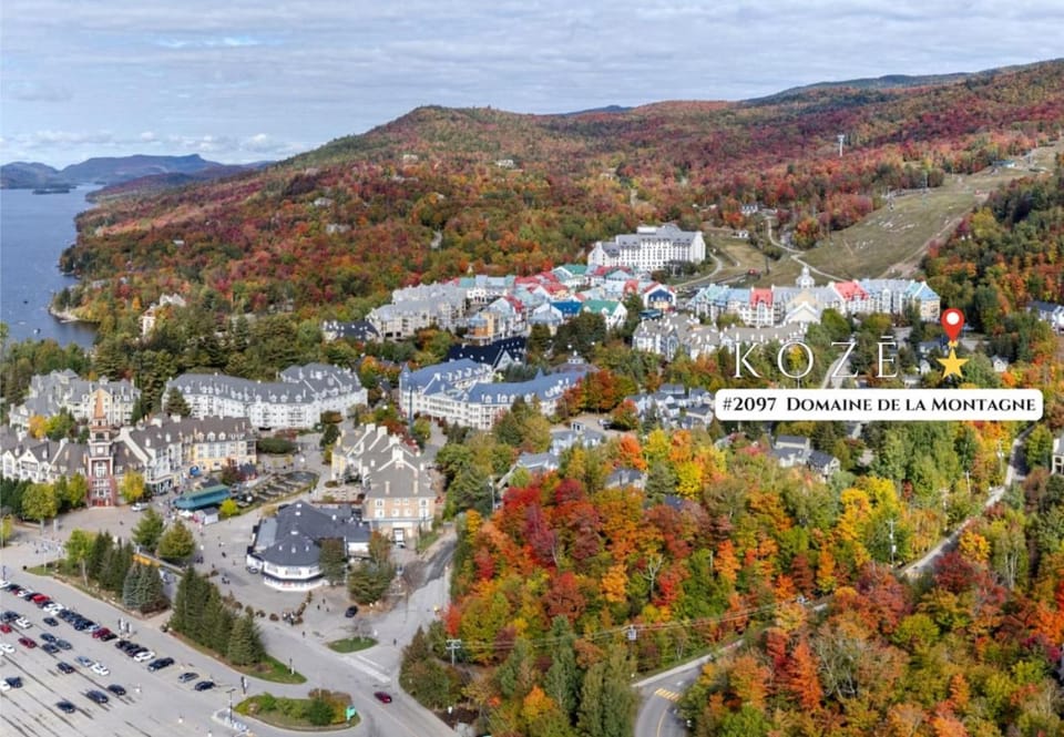 Modern Cottage in the Tremblant Ski Village Chalet in Mont-Tremblant