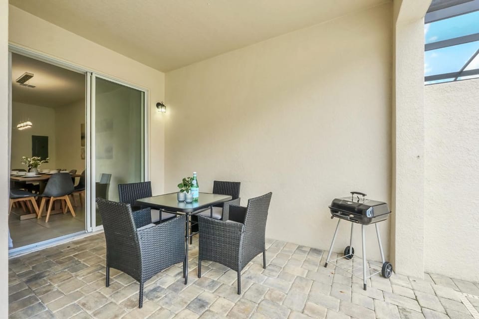 Solara Villa with Themed Rooms and Private Pool House in Four Corners