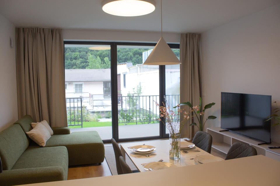Garden, Garden, TV and multimedia, Balcony/Terrace, Living room, Seating area, Dining area, Garden view, Garden view