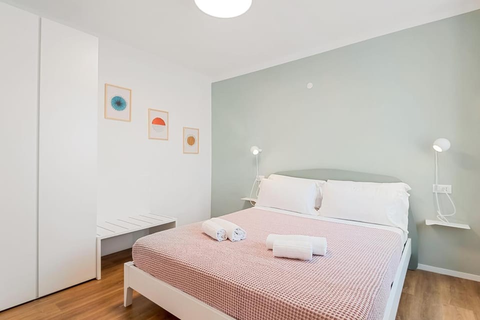 Living room, Bedroom