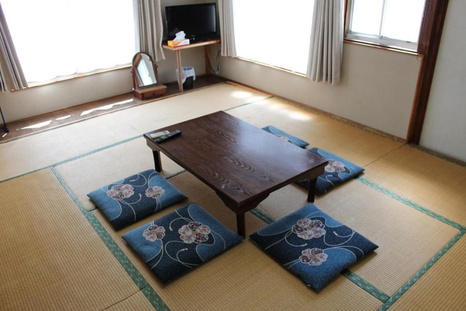 Mihamakan, Izu Oshima - Vacation STAY 89849v Bed and Breakfast in Japan