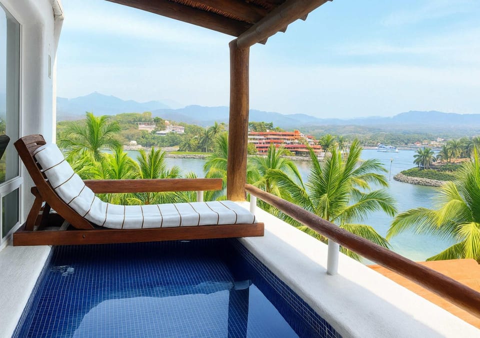 Oceanfront Villa w Private Jacuzzi & Club Access Villa in Ixtapa Zihuatanejo