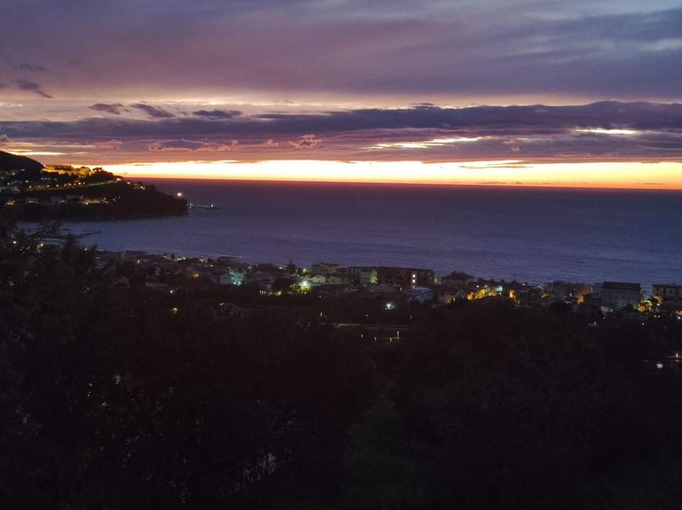 Querce vista mare Apartment in Agropoli