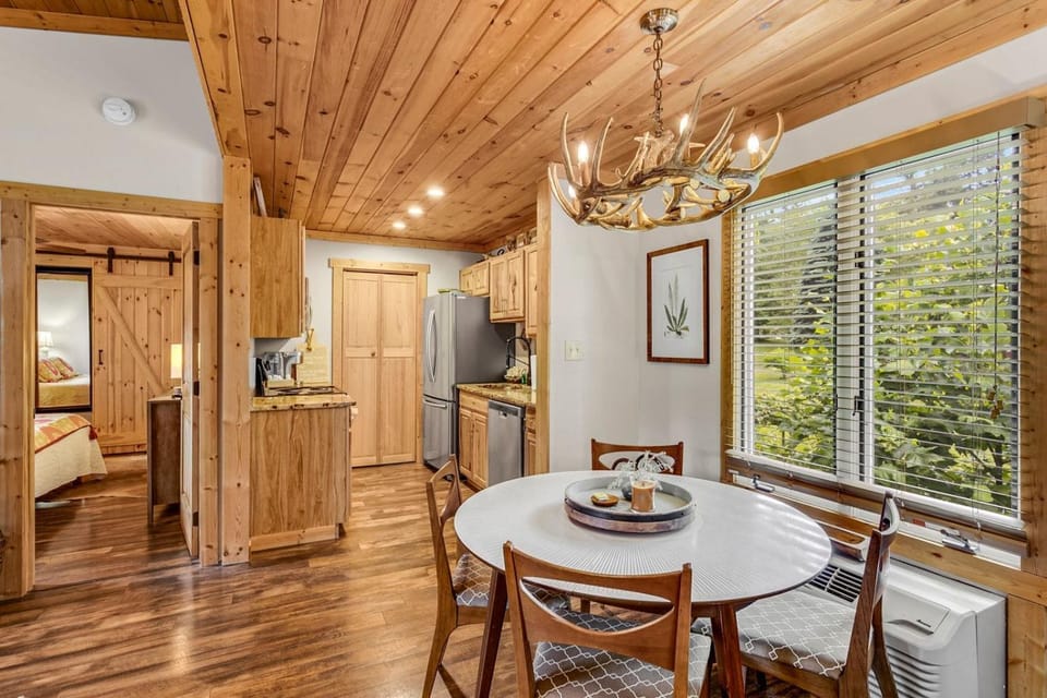 Blowing Rock Cottage House in Blowing Rock