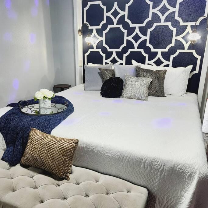 Bed, Bedroom