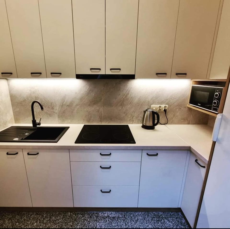 Kitchen or kitchenette, Communal kitchen, Internal: Not applicable to any particular room