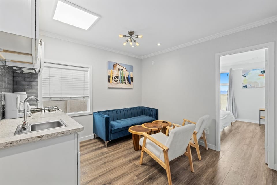 1628 West Oceanfront Oasis 7 House in Balboa Peninsula