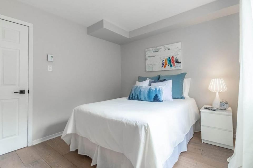 Bright & Modern Lac Tremblant Condo with Views Apartment in Mont-Tremblant