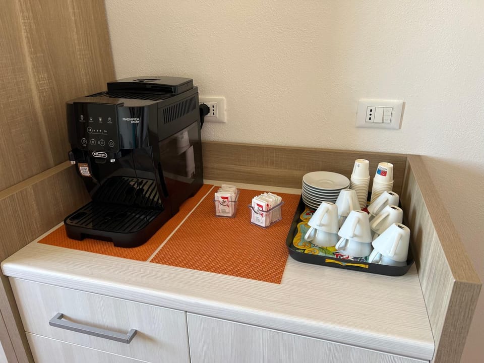 Coffee/tea facilities
