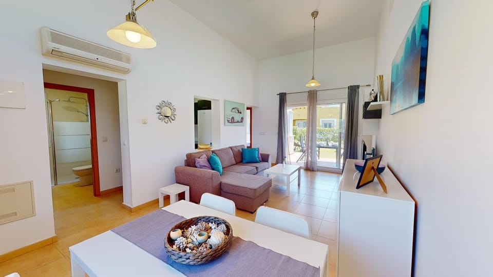TV and multimedia, Living room, Seating area, air conditioner