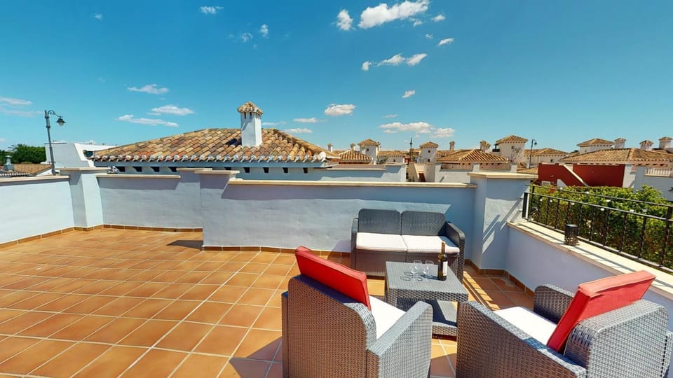 Day, View (from property/room), Balcony/Terrace, Seating area, City view