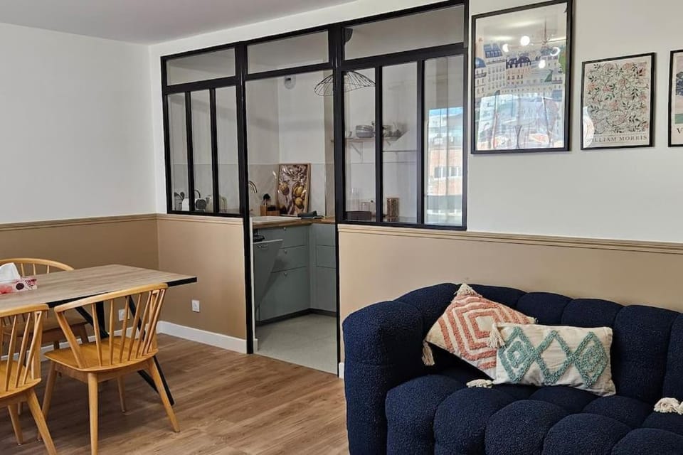 Kitchen or kitchenette, Living room, Dining area