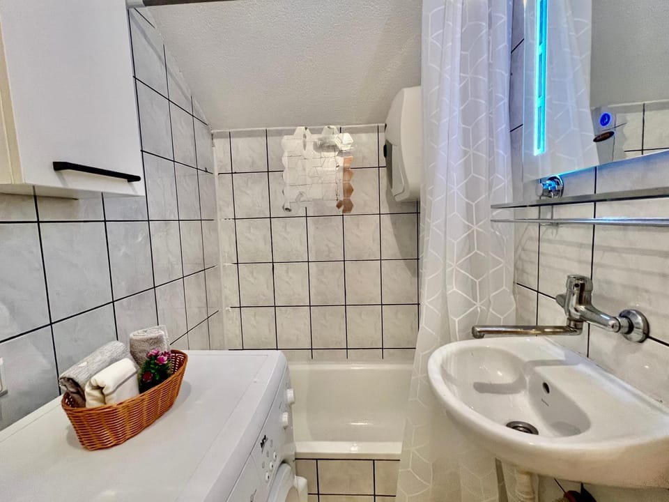 Bathroom, Bath, hair dryier, washing machine, washing machine