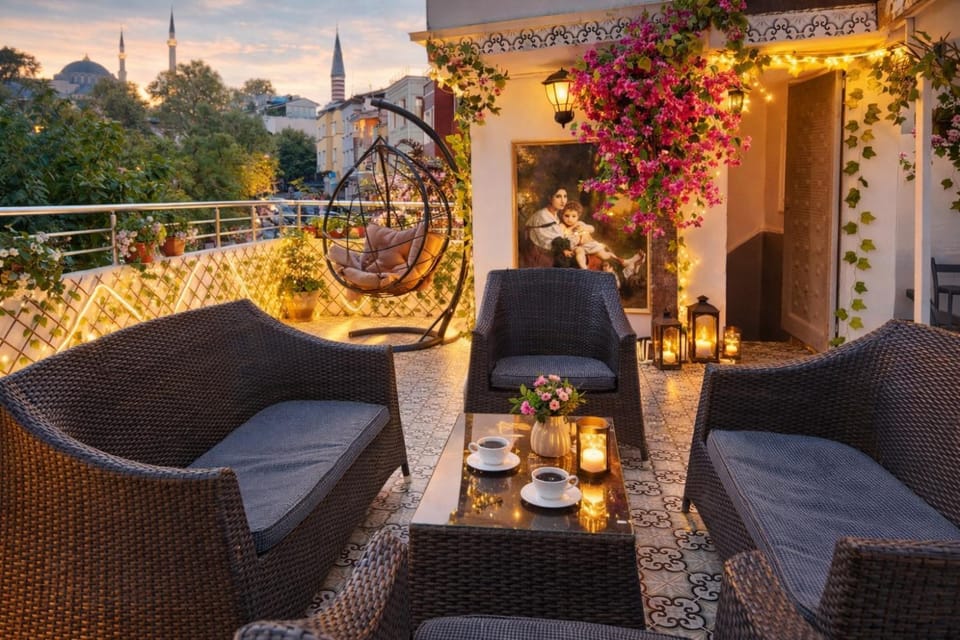 View (from property/room), Balcony/Terrace, Seating area