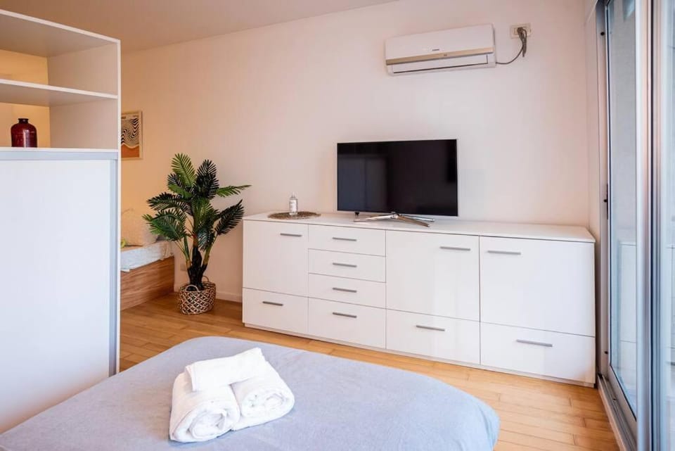 Warm, quiet & inviting retreat - Steps from Palermo Apartment in Buenos Aires