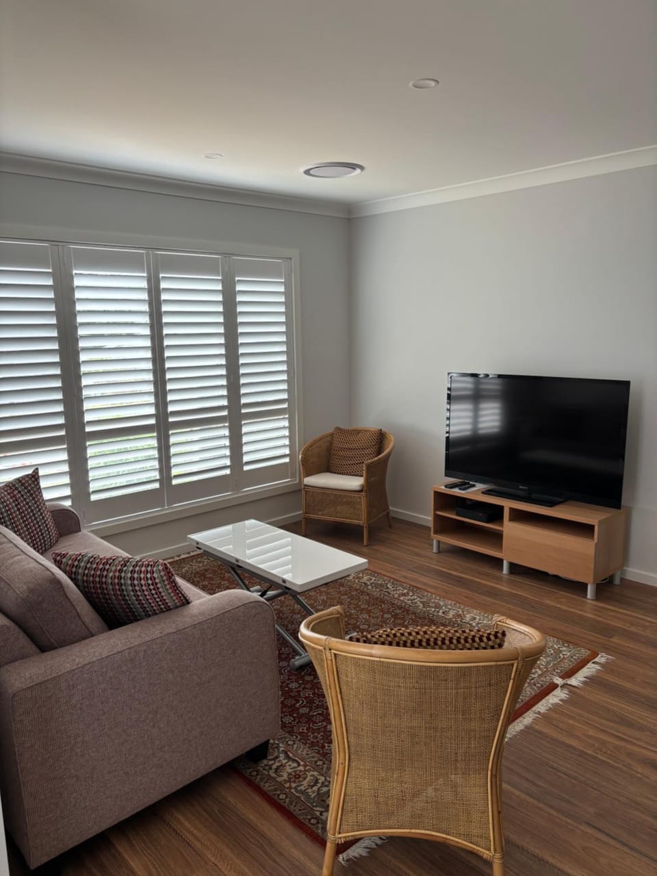 Communal lounge/ TV room