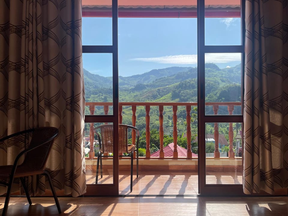Day, Natural landscape, Balcony/Terrace, Mountain view