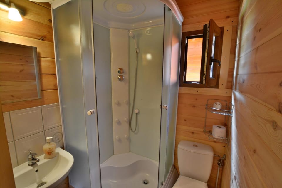 Morskie Chatki Ustronie Morskie House in West Pomeranian Voivodeship, Poland