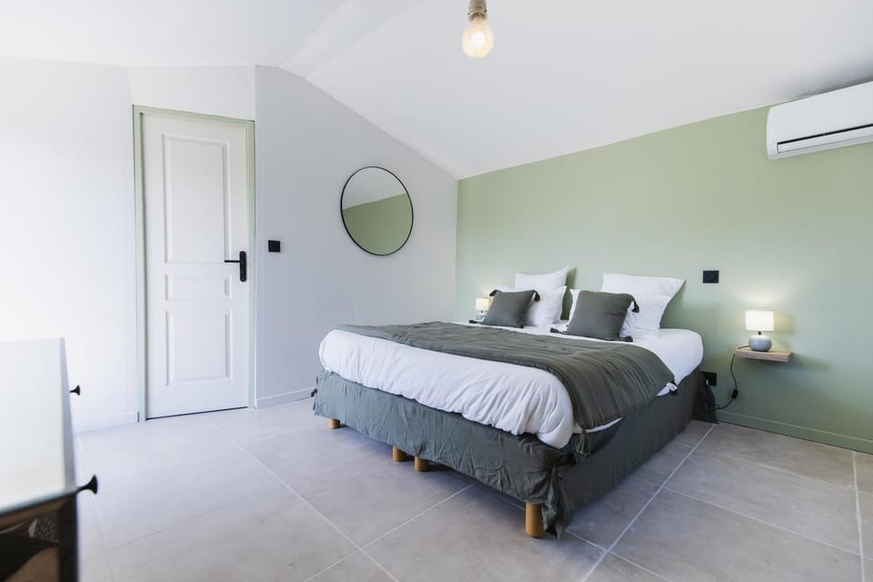 Chambre d'hôtes - B&B - Le Cocon de Manon en Luberon Bed and Breakfast in L'Isle-sur-la-Sorgue