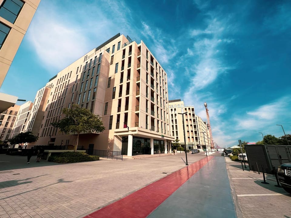 Property building, Neighbourhood, City view, Street view