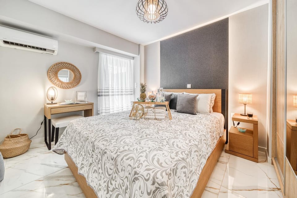 Bed, Photo of the whole room, Bedroom, air conditioner