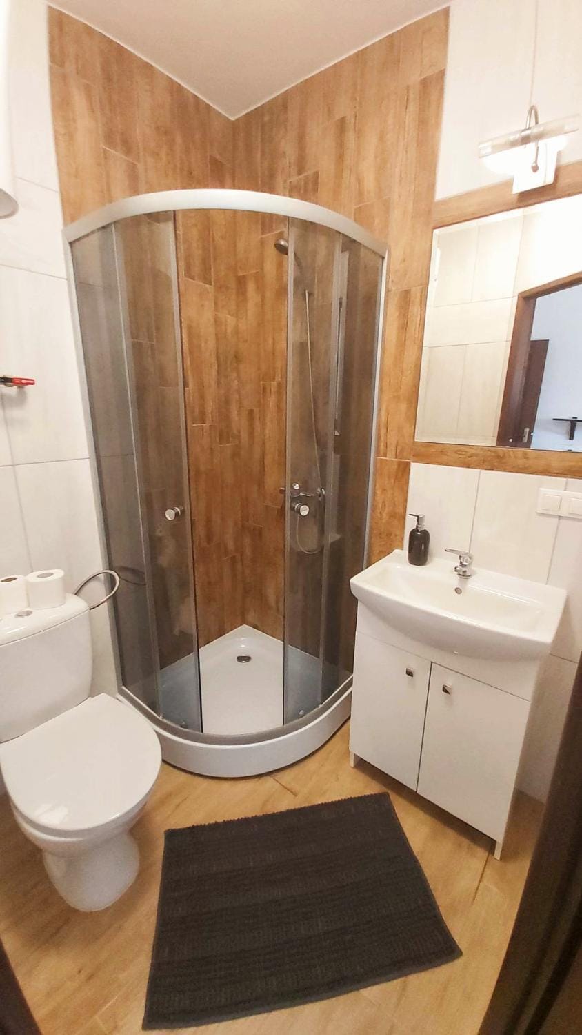 Shower, Bathroom