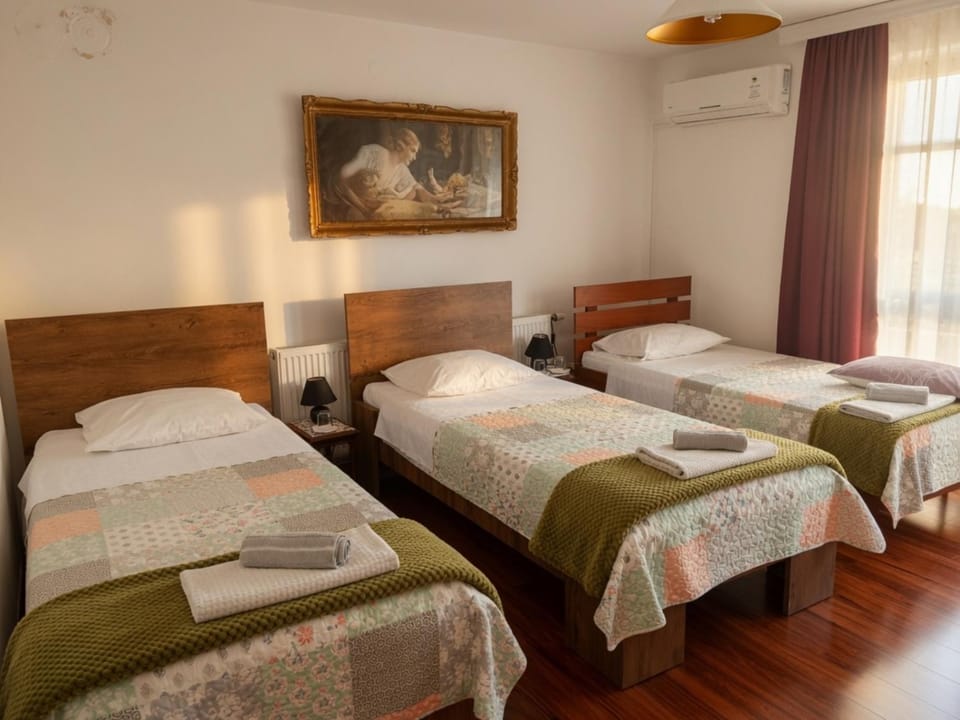 Bed, Photo of the whole room, Bedroom, towels, air conditioner