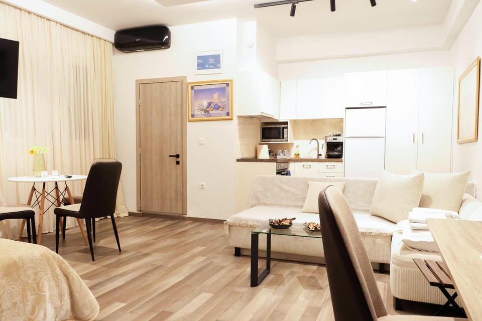 Kitchen or kitchenette, Living room, Photo of the whole room, Dining area, Bedroom, air conditioner