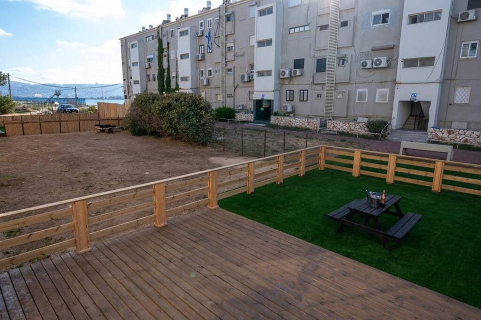 מבנים בים 75-26 Suites at sea Apartment in Haifa