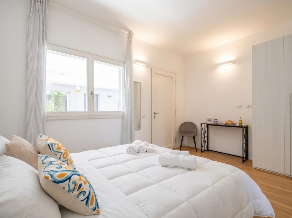 Benjamin House - Exclusive Modern Loft Apartment in Bari