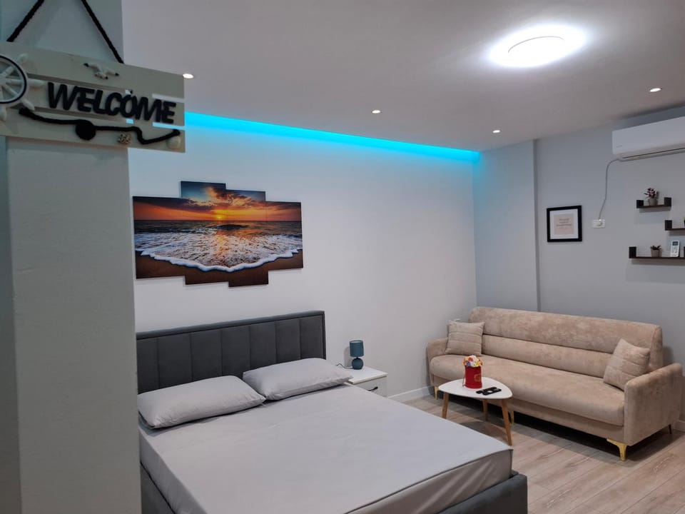 Living room, Bedroom