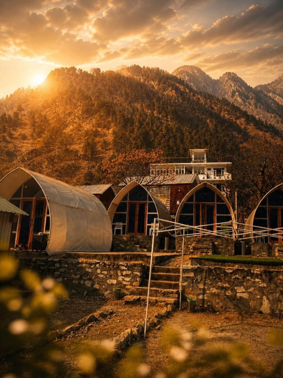Vintage Vista Camps Luxury tent in Himachal Pradesh