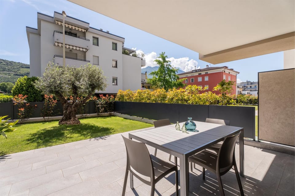 Garden, Garden
