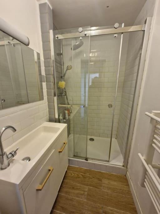 Le lumineux P2 de ST Guilhem Apartment in Montpellier
