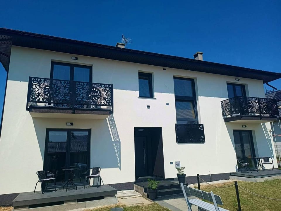Property building, Day, View (from property/room), Balcony/Terrace