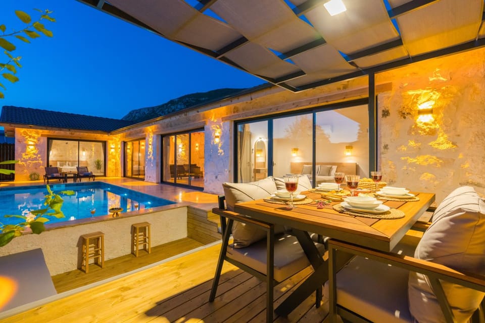 Patio, Living room, Food and drinks, Pool view, Swimming pool, sunbed