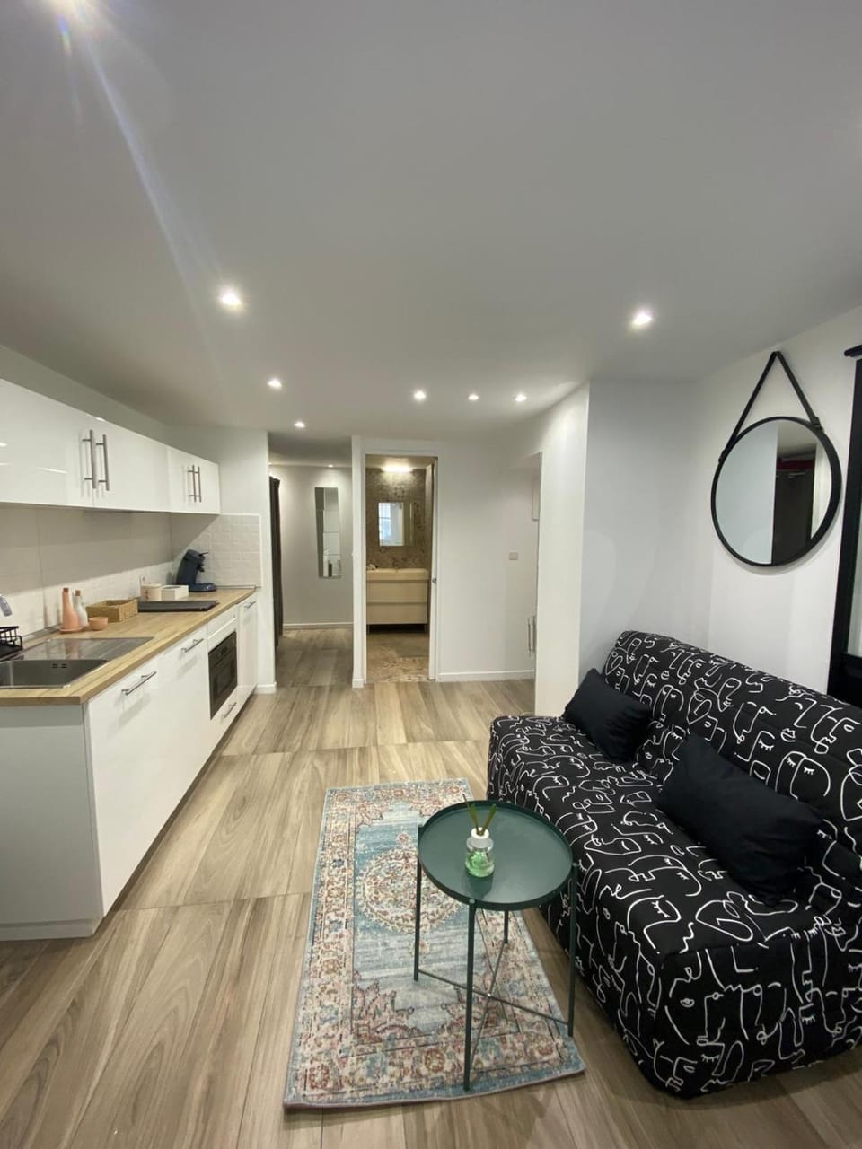 Kitchen or kitchenette, Living room